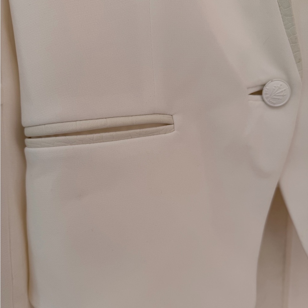 Rag and Bone White Pascal Blazer with Leather Trim on pockets and lapel. Sz 6 - Picture 6 of 14